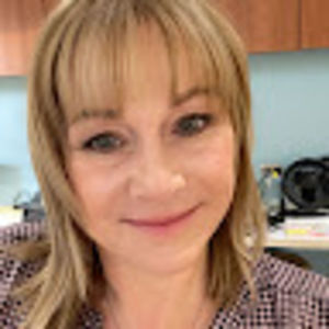 Meet your Posher, Debbie